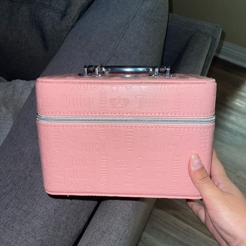 Juicy couture makeup box